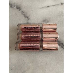 Revolution Conceal and Define Full Coverage Concealer and Contour in Shade C10 L